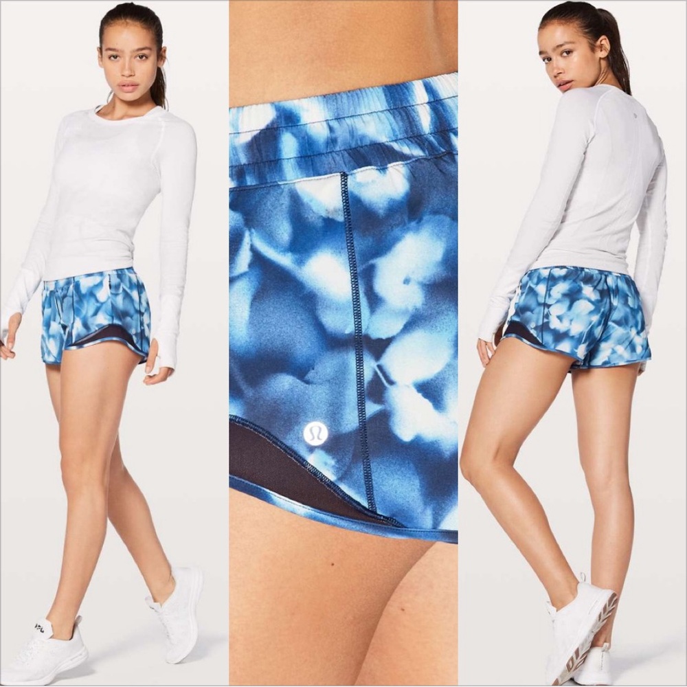 Lululemon Hotty Hot Short II 2.5"
